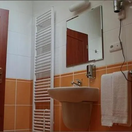 Delnicky Dum V Odrach Hotell Odry